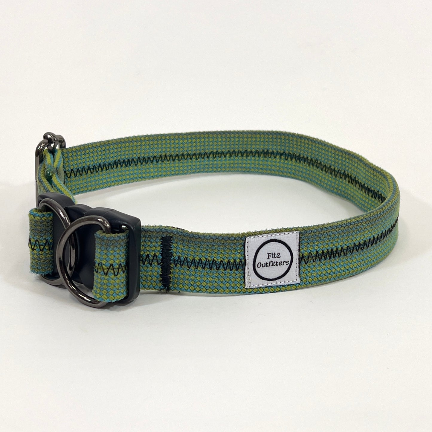Emerald collar